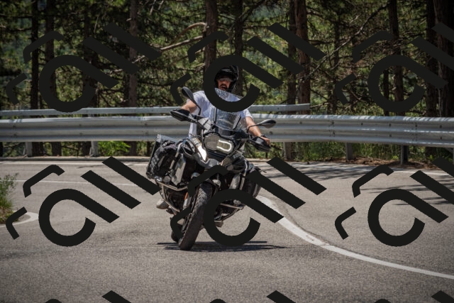 20250706121713-_5008989_am_