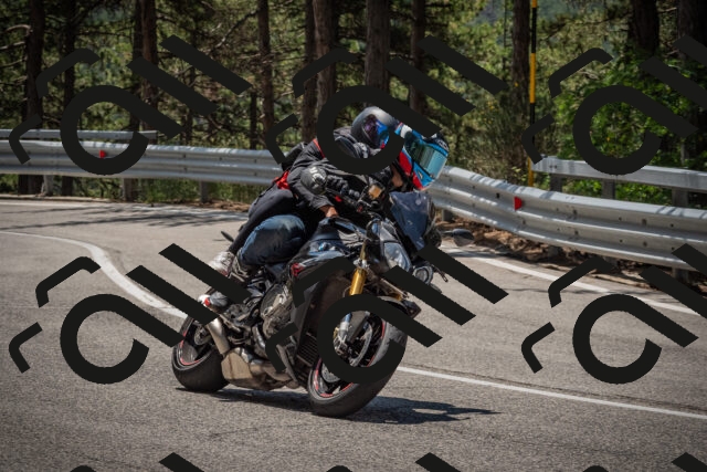 20250706121717-_5008993_am_