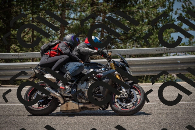 20250706121718-_5008995_am_