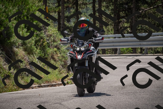 20250706121814-_5009020_am_