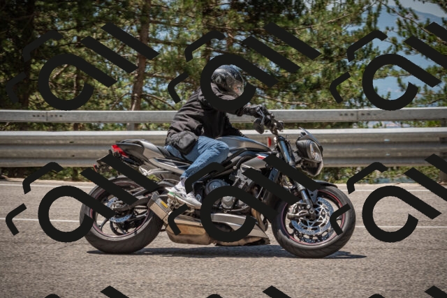 20250706122652-_5009089_am_