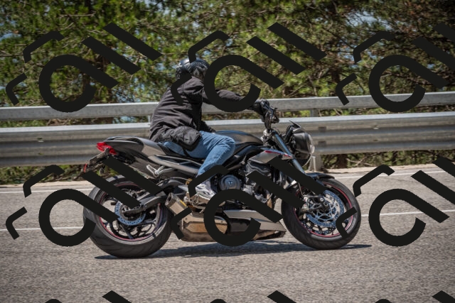 20250706122652-_5009090_am_