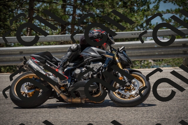 20250706123018-_5009130_am_