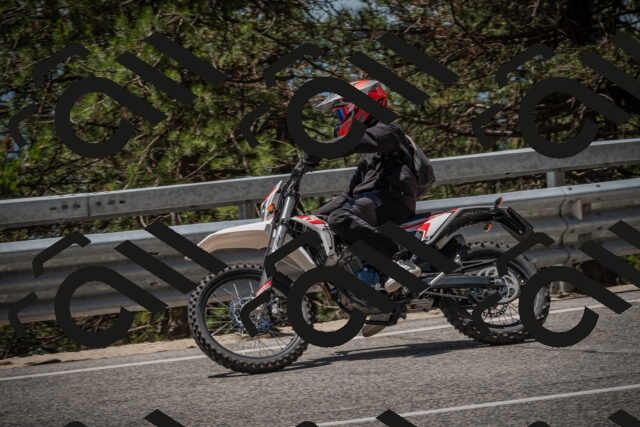 20250706123121-_5009160_am_