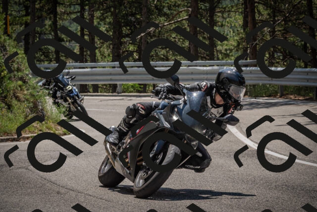 20250706123303-_5009168_am_