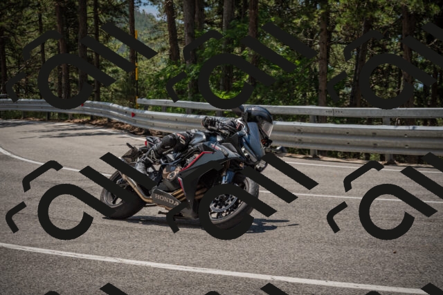 20250706123304-_5009169_am_