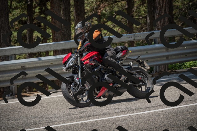 20250706124057-_5009278_am_