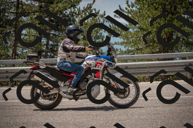 20250706124457-_5009300_am_