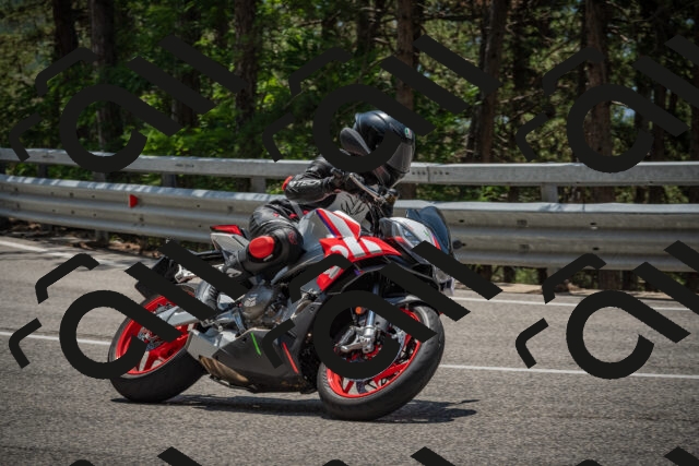 20250706125002-_5009322_am_