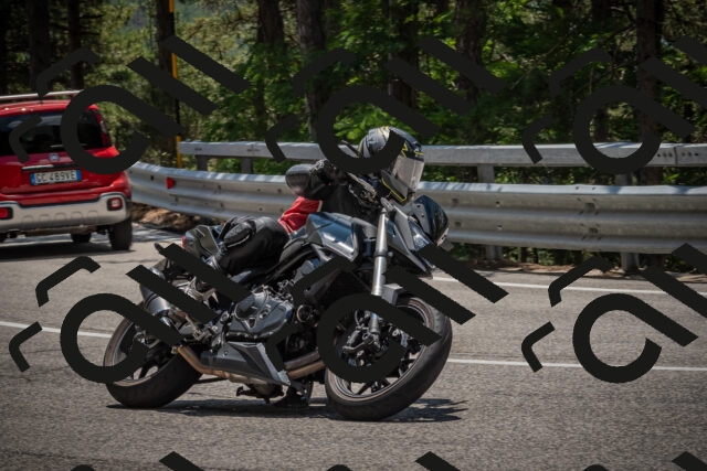 20250706125338-_5009359_am_