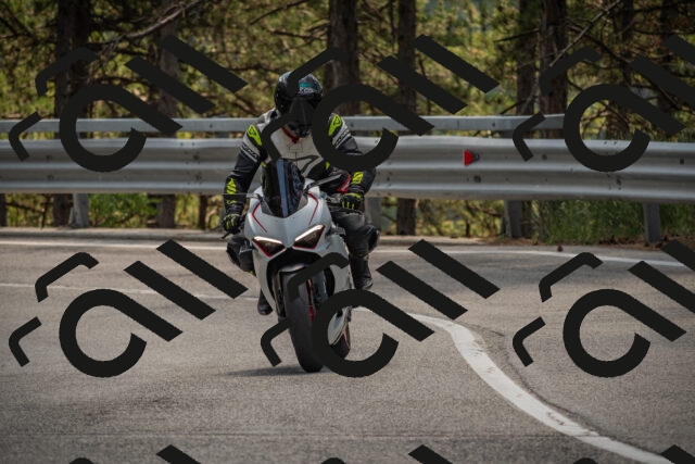 20250706125757-_5009381_am_