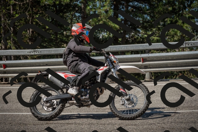 20250707102034-_5009541_am_