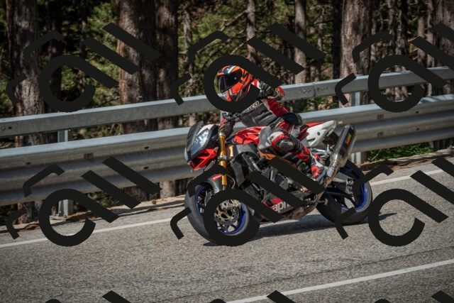 20250707102330-_5009560_am_