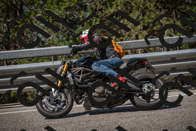 20250707102856-_5009582_am_