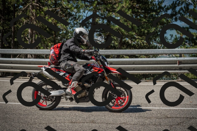 20250707103714-_5009626_am_