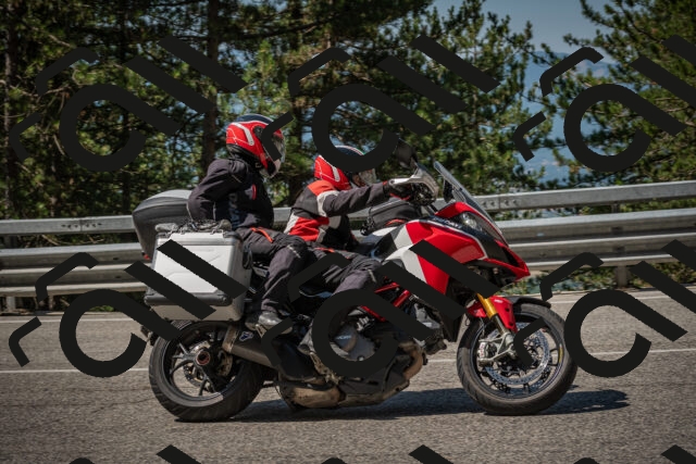 20250707103852-_5009655_am_