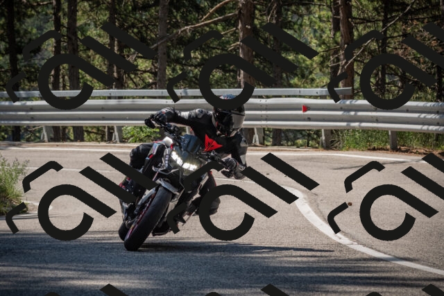 20250707103937-_5009668_am_