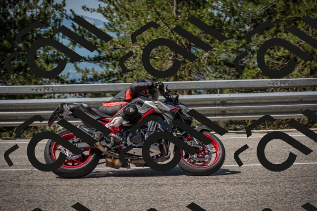 20250707103938-_5009672_am_