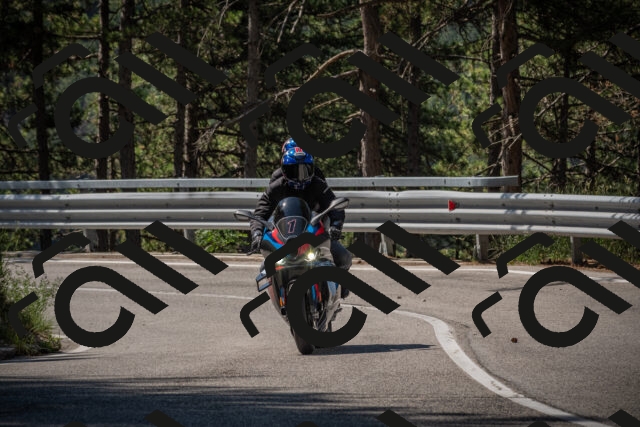 20250707103954-_5009673_am_