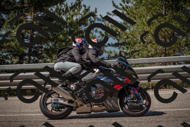 20250707103957-_5009677_am_