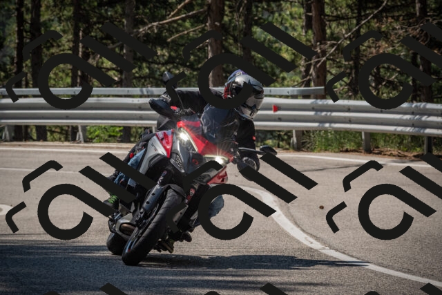 20250707104424-_5009722_am_