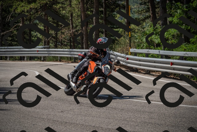 20250707105010-_5009813_am_