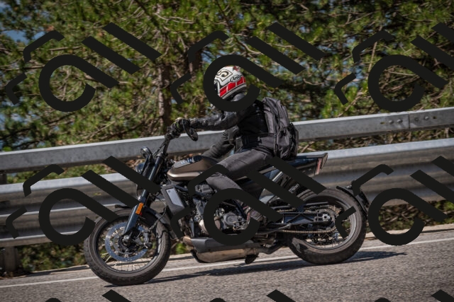 20250707105536-_5009874_am_