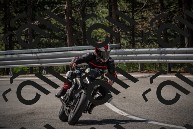 20250707105932-_5009930_am_