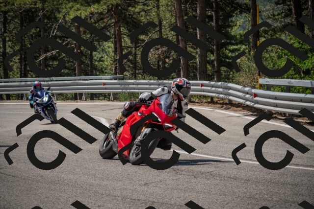 20250707105946-_5009937_am_