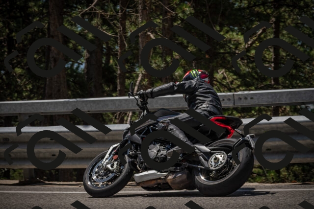 20250707120124-_5000857_am_