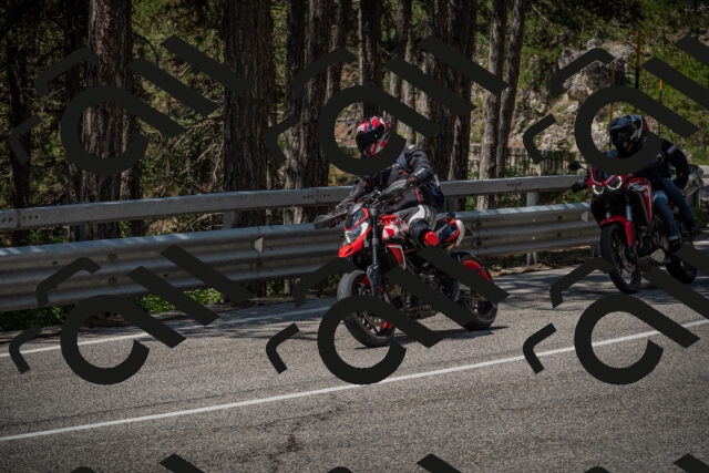 20250707120312-_5000881_am_