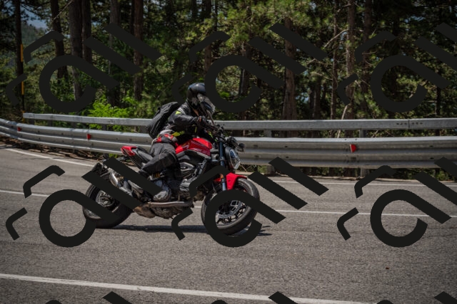 20250707120340-_5000892_am_