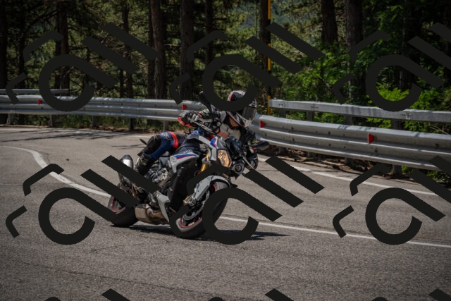 20250707120647-_5000956_am_