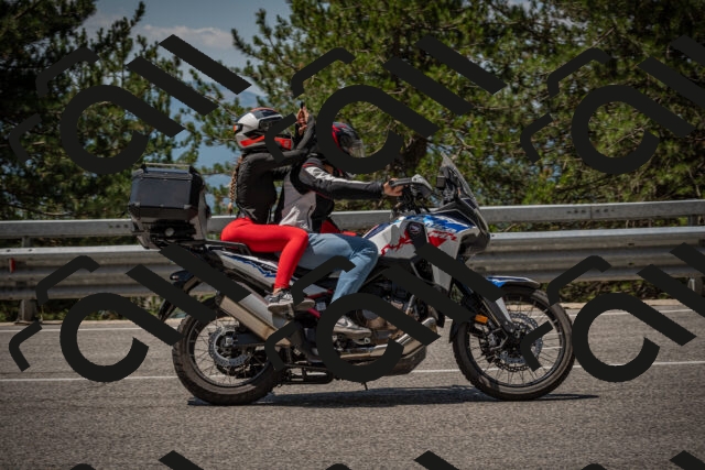 20250707121025-_5000994_am_