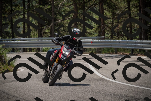 20250707121050-_5001009_am_