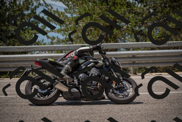 20250707121137-_5001021_am_