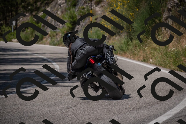 20250707121237-_5001042_am_