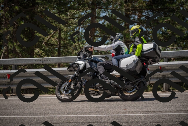 20250707121303-_5001056_am_