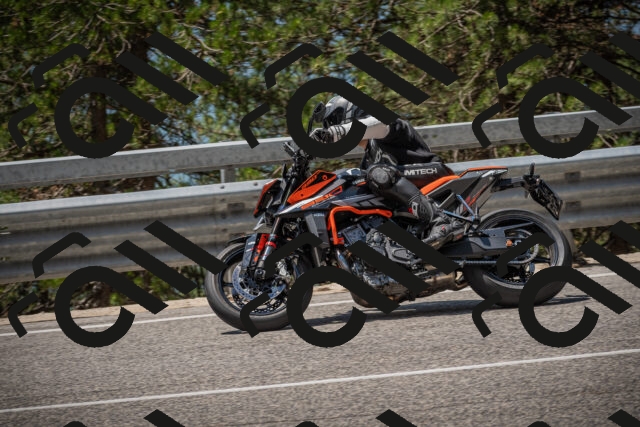 20250707122302-_5001274_am_