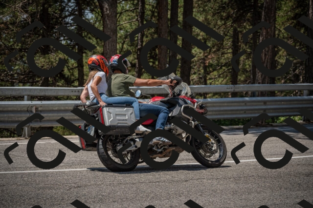 20250707123440-_5001417_am_