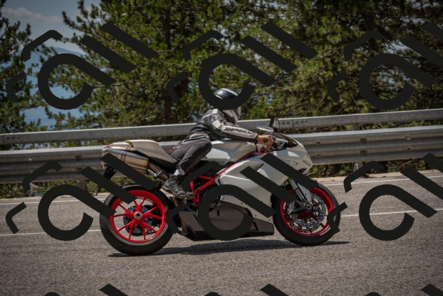 20250707124253-_5001490_am_