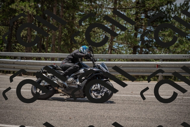 20250707125040-_5001611_am_