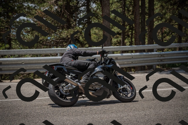 20250707125040-_5001613_am_