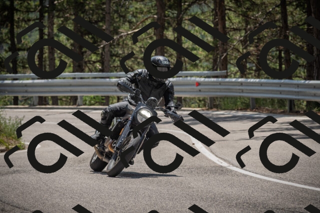 20250707125044-_5001614_am_