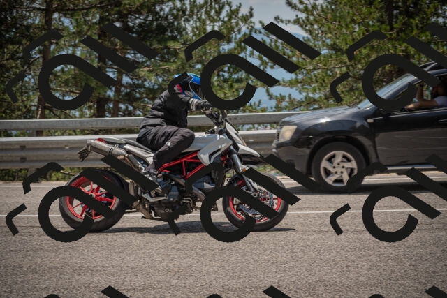 20250707125215-_5001660_am_