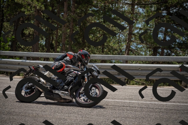 20250707125307-_5001675_am_