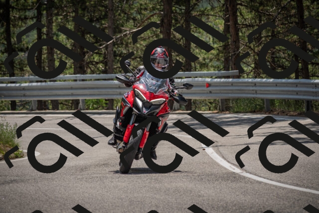 20250707125722-_5001753_am_