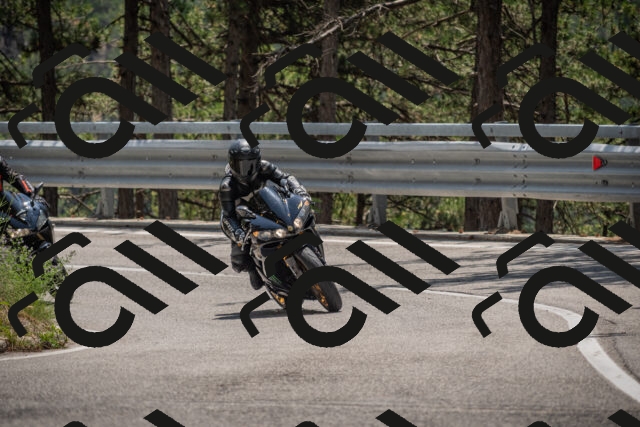 20250707125830-_5001779_am_