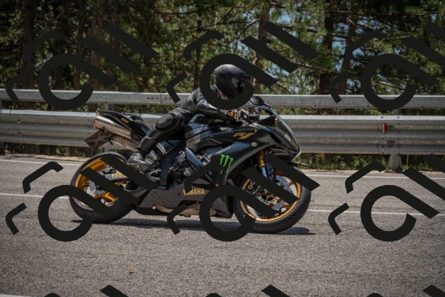 20250707125833-_5001785_am_