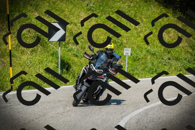 202507051012-DSC04916_c1_